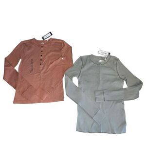 2 Alpine Design woman’s small thermal  duofold caramel olive Henley shirts